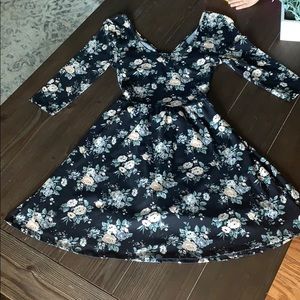 Forever 21 cute floral dress size small